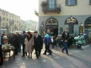 Xtrallusion photo gallery of Italy. Photos, pictures, images and photographs of the Italian Rivieras, the Italian Lakes, the Italian Alps, the Cinque Terre, the Amalfi coast and some of the most beautiful corners of Italy. Plus photos of Italian cities such as Pisa, Milan, Genoa and Rome.